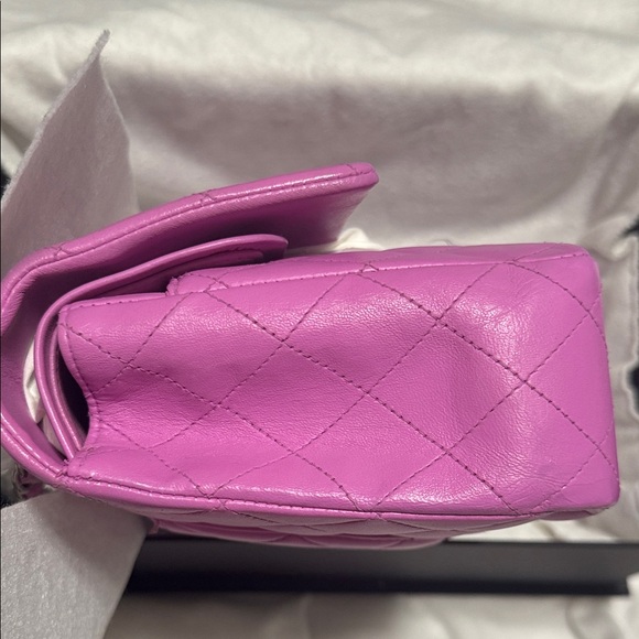 Auth Chanel Quilted medium classic flap Lambskin pink silver Shoulder Bag - Picture 14 of 17